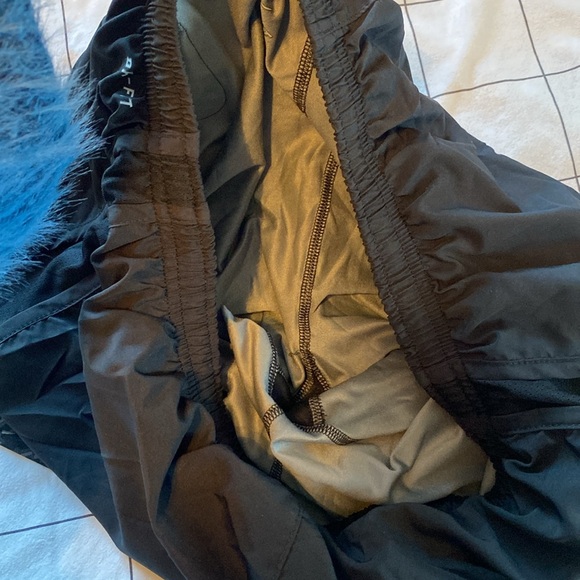 Nike running shorts women with attached shorts - Picture 3 of 11